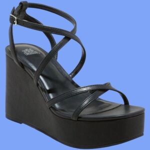 NWT Wild Fable Black Strappy Wedge Sandals Size 11 Vegan Leather MSRP $40